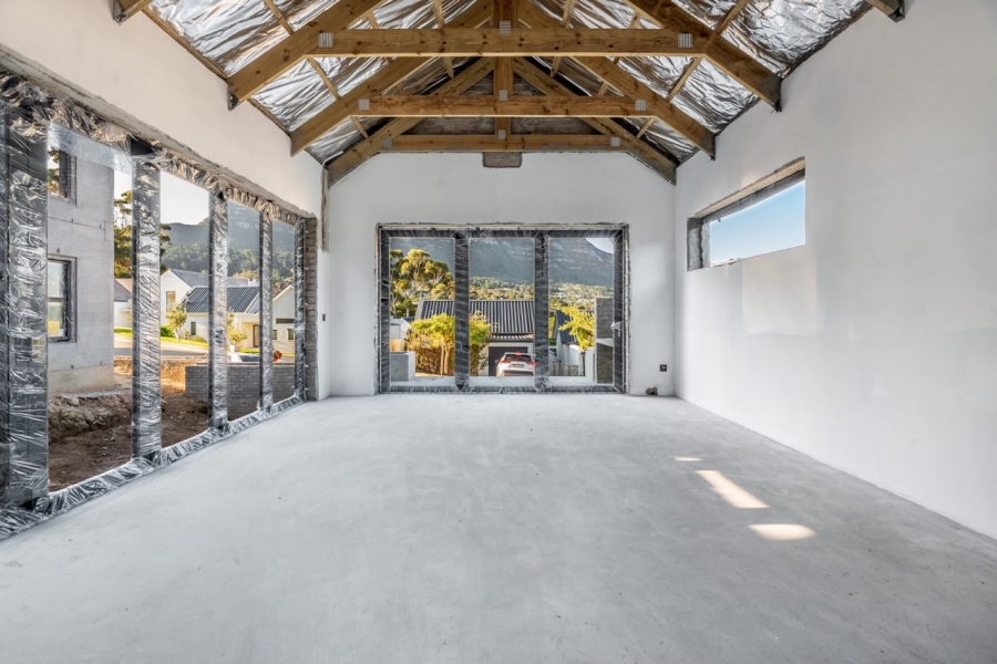 4 Bedroom Property for Sale in Victorskloof Western Cape